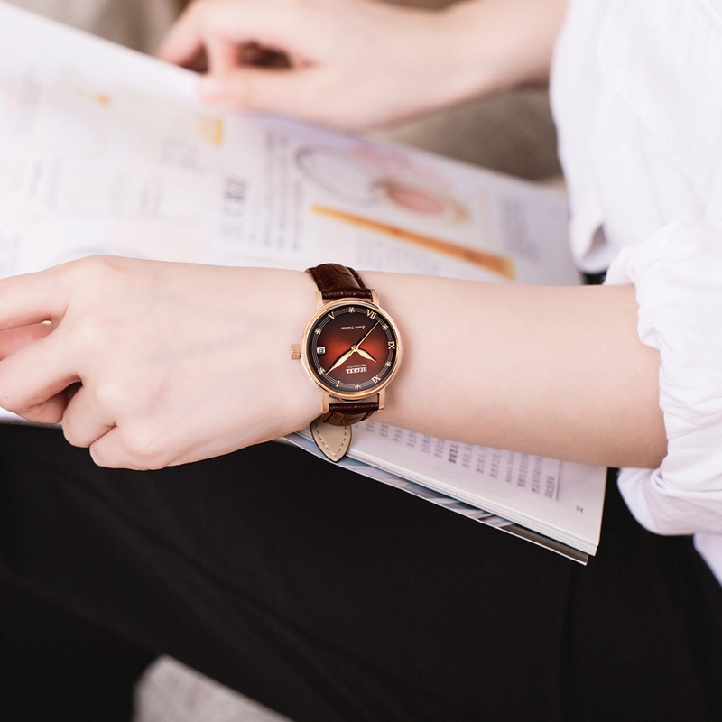 很簡(jiǎn)約的手表品牌,有哪些好看又極簡(jiǎn)的手表？