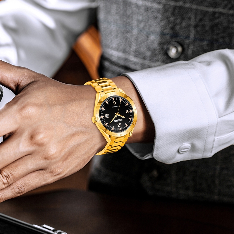 高端商務(wù)人士出行，都戴什么手表？