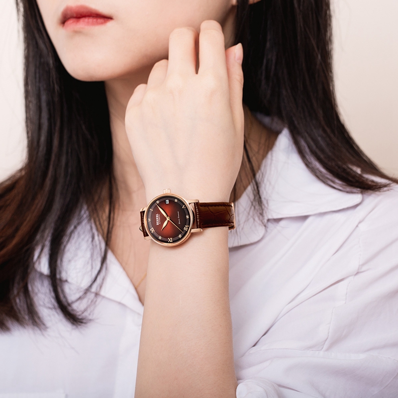 藍(lán)色表盤天文手表好看嗎(藍(lán)色表盤天文手表推薦哪一款好)