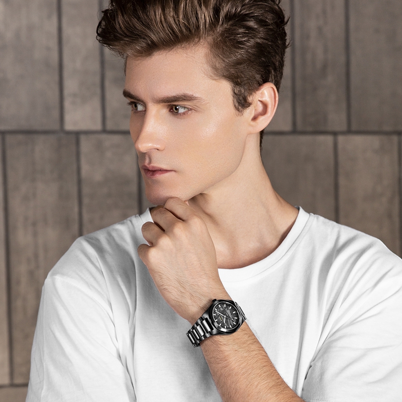 選擇一款適合自己并且自己喜歡的手表,男士該如何選購手表？